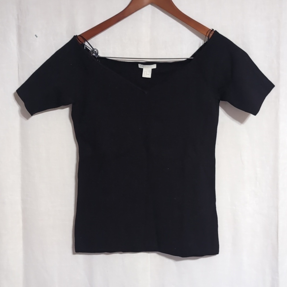 H&M Black Thick Knit Vneck Short Sleeve Top Size Medium